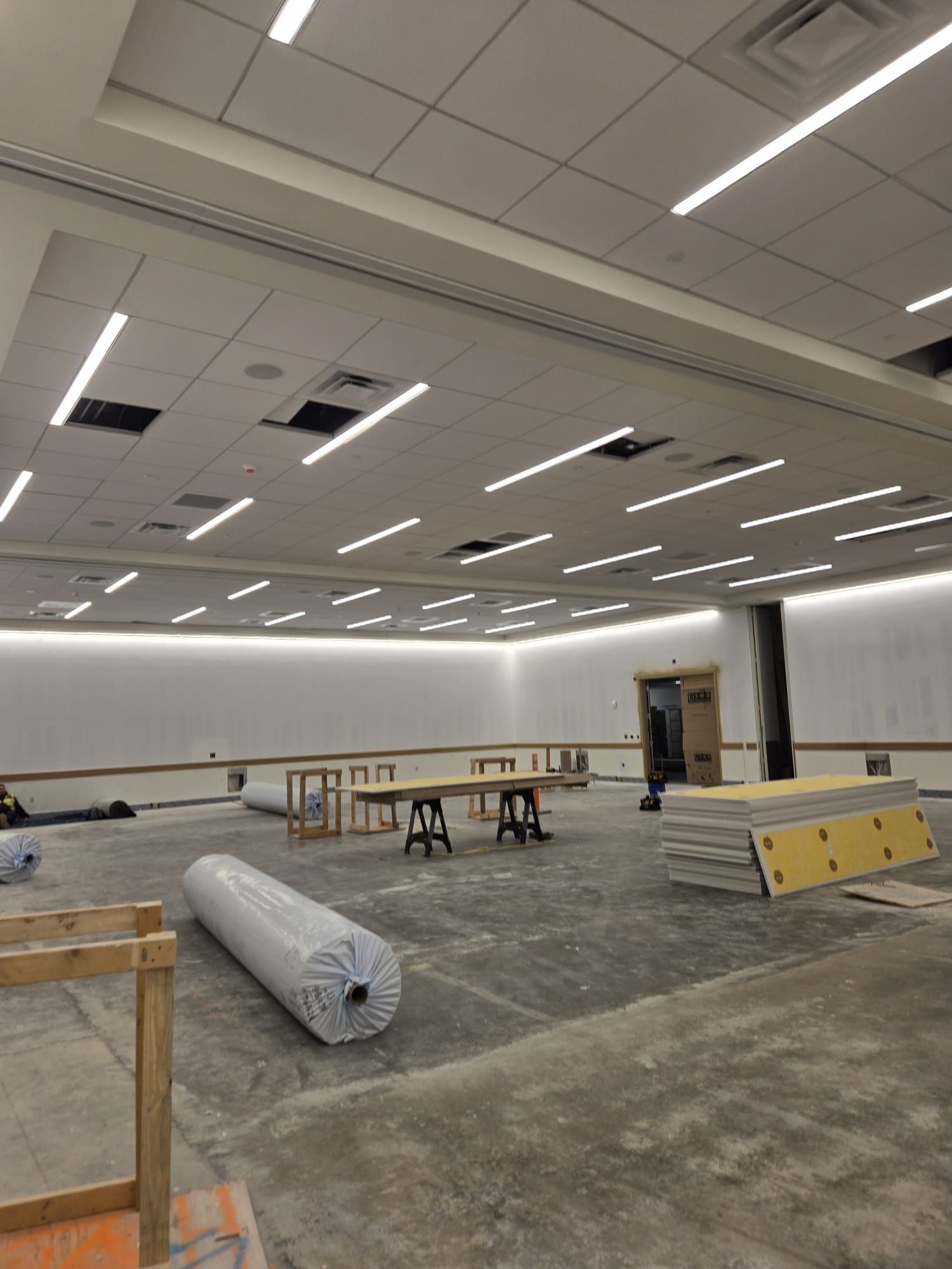 Commercial space finishing